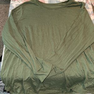 Women’s long sleeve